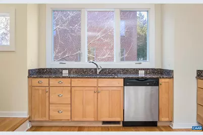 1013 Linden Ave #H, Charlottesville, VA 22902 - Photo 9