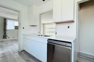 1715 A & B Cherry Ave, Charlottesville, VA 22903 - Photo 5