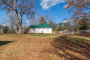 22 Quarter Ln, Buckingham, VA 23921 - Photo 33