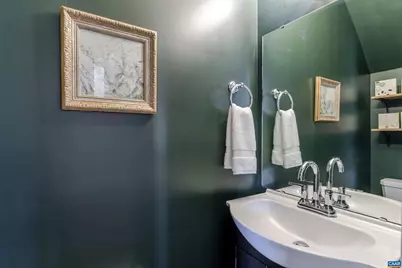 1107 Myrtle St, Charlottesville, VA 22902 - Photo 17