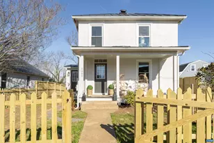 1107 Myrtle St, Charlottesville, VA 22902 - Photo 3