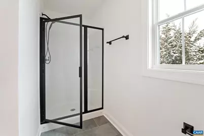 423 NW 10 1/2 St, Charlottesville, VA 22903 - Photo 21