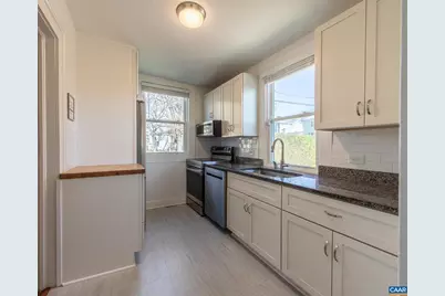430 11th St, Charlottesville, VA 22903 - Photo 27