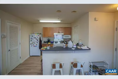 175 Yellowstone Dr #304, Charlottesville, VA 22903 - Photo 7