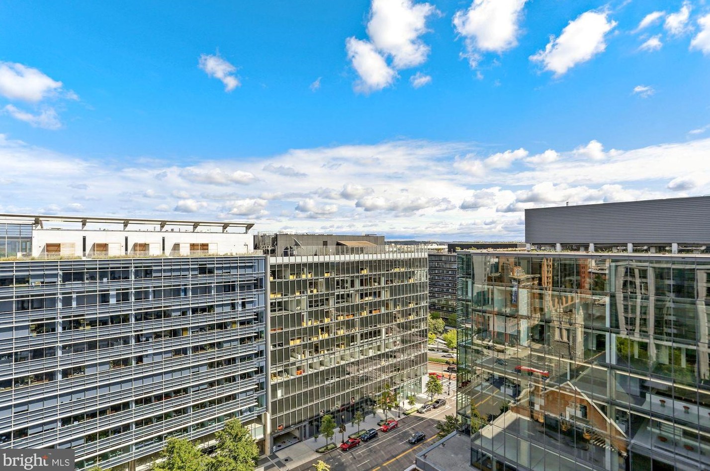 1150 K St, Washington DC  20003-4112 exterior