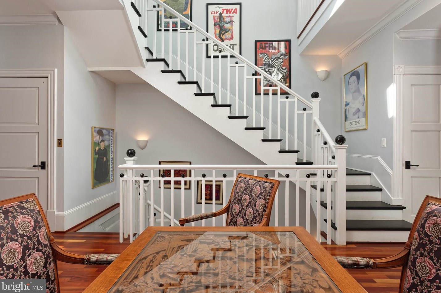 633 A St, Washington DC  20003-1224 exterior