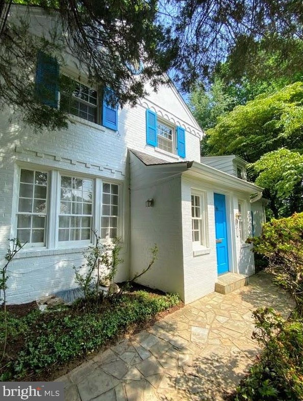 4207 45th St, Washington DC  20016-2419 exterior