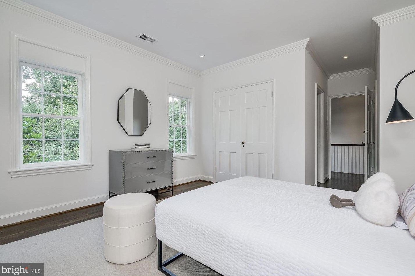 4625 Charleston Ter, Washington DC  20007-1912 exterior