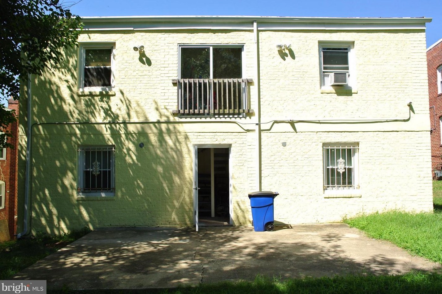 3216 28th St, Washington DC  20020-1835 exterior