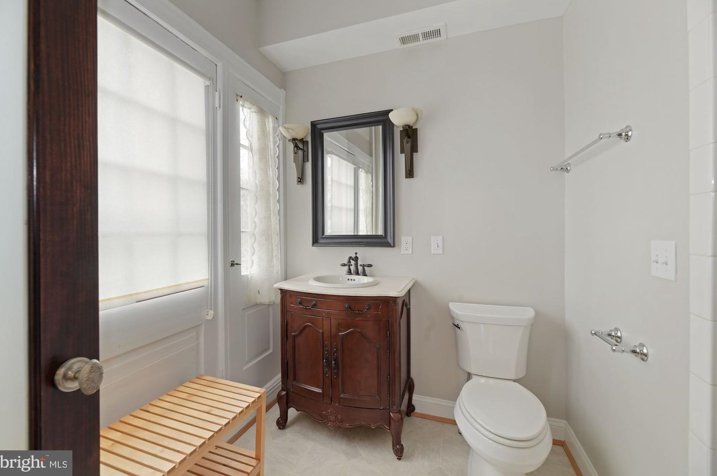 600 Cedar St, Washington DC  20012-2426 exterior