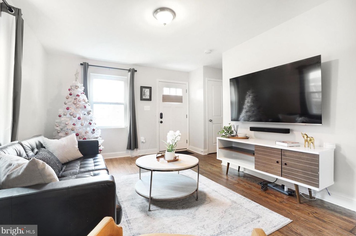 3459 25th St, Washington DC 20037-2209 exterior