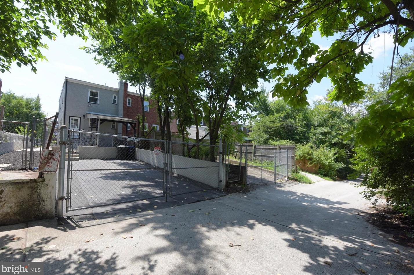 418 Brandywine St, Washington DC  20032-3653 exterior