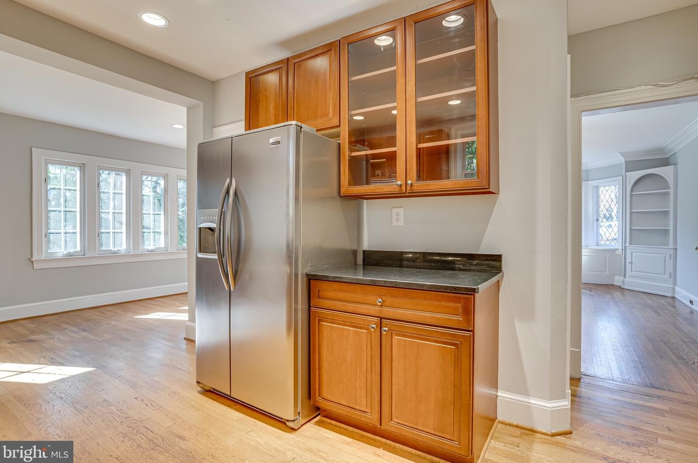 4828 Linnean Ave, Washington DC 20008-2123 exterior