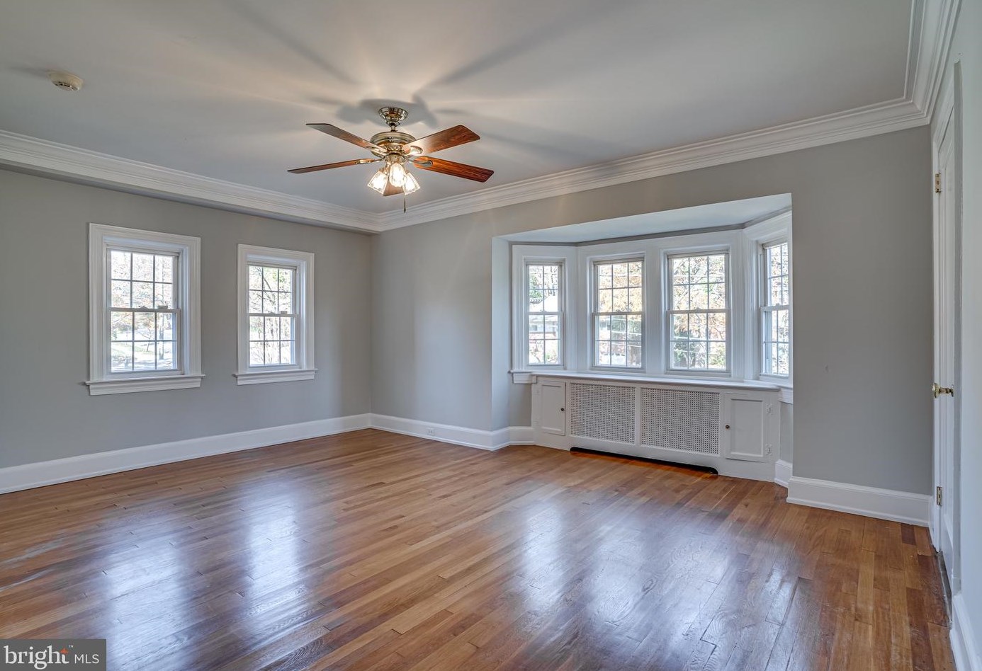 4828 Linnean Ave, Washington DC 20008-2123 exterior