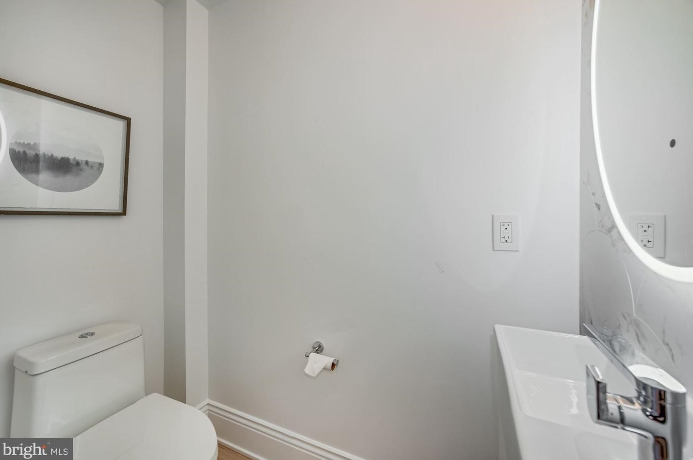 835 Longfellow St, Washington DC  20011-8205 exterior