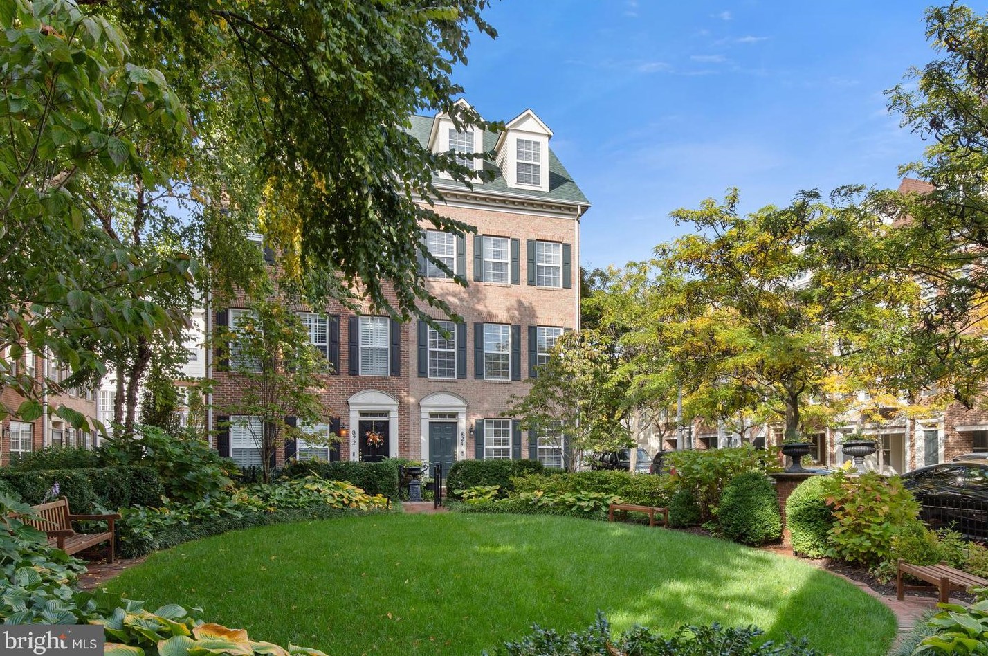 824 Capitol Square Pl, Washington DC 20024-2493 exterior