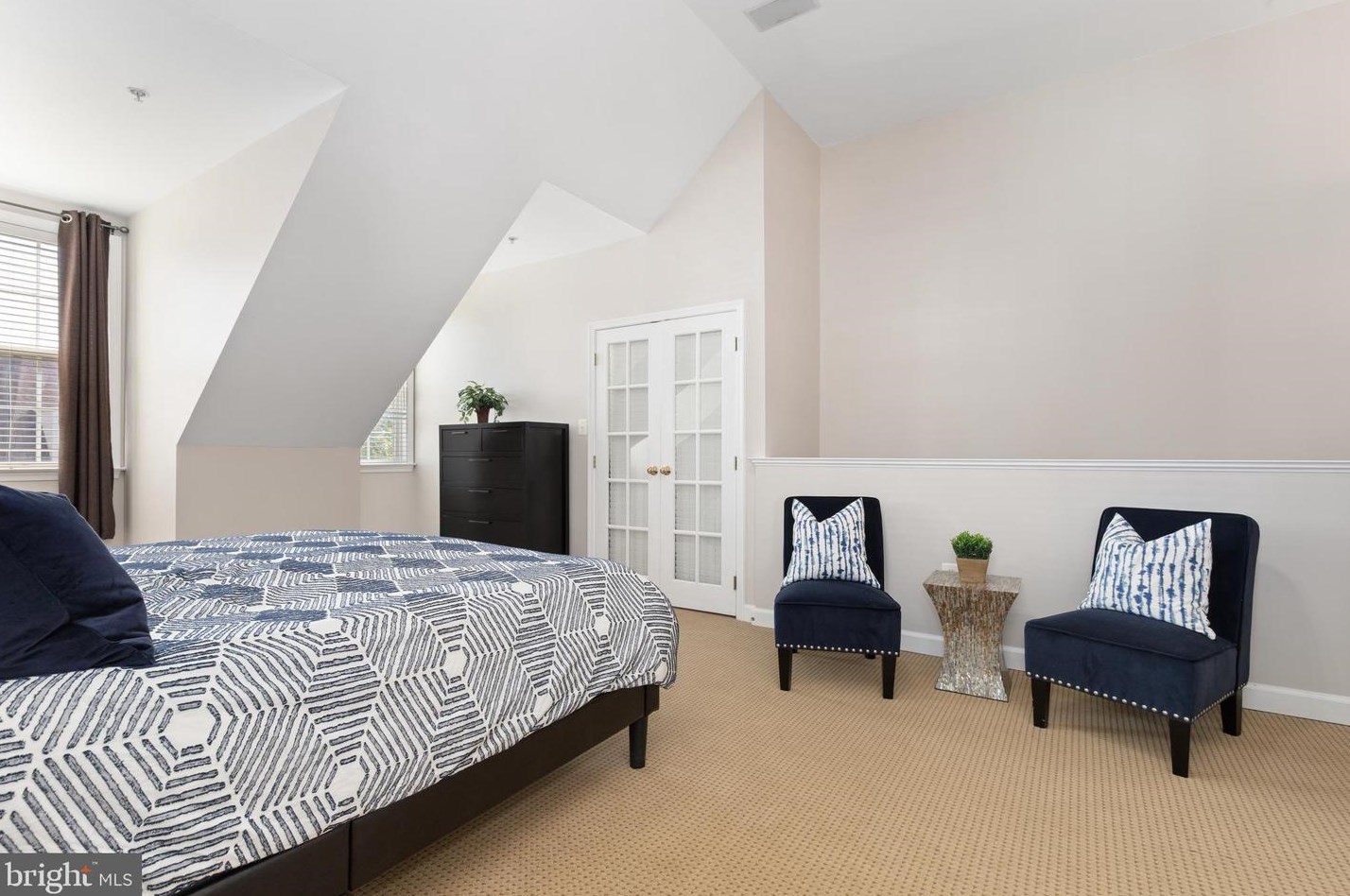 824 Capitol Square Pl, Washington DC 20024-2493 exterior