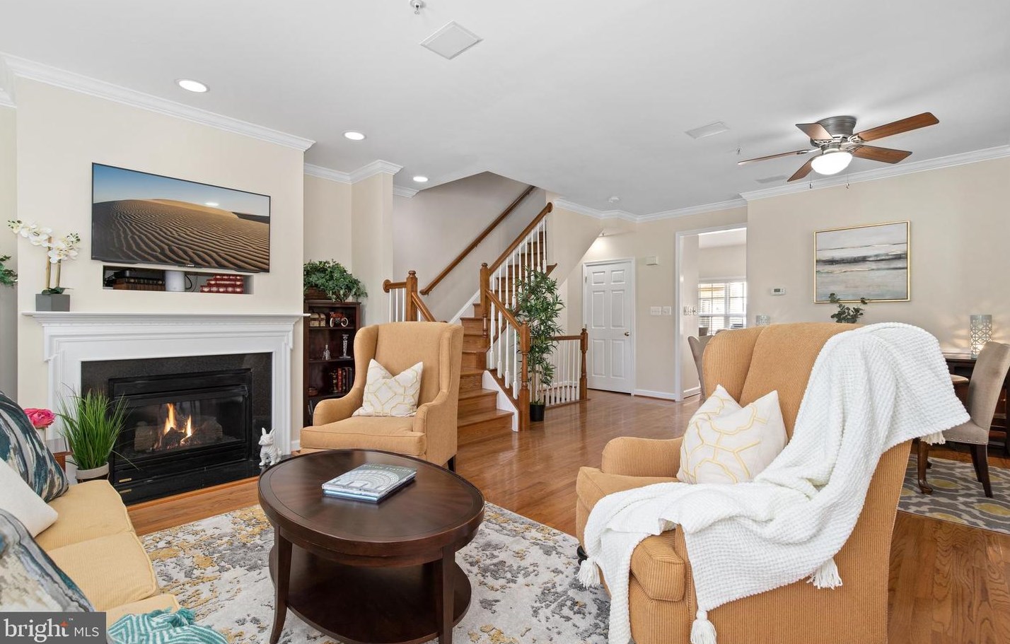 824 Capitol Square Pl, Washington DC 20024-2493 exterior