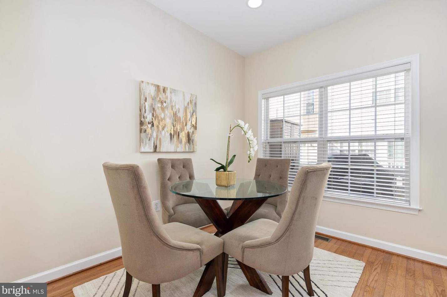 824 Capitol Square Pl, Washington DC 20024-2493 exterior