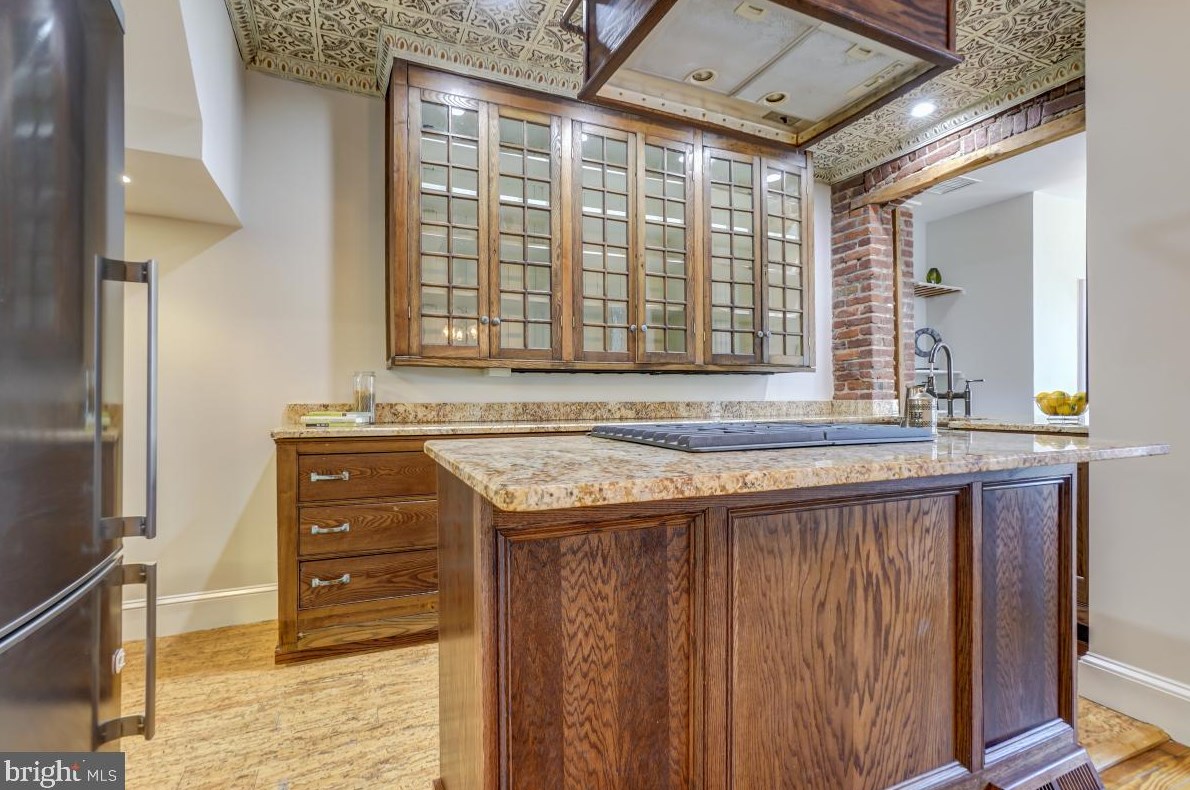 1320 Corbin Pl, Washington DC 20002 exterior