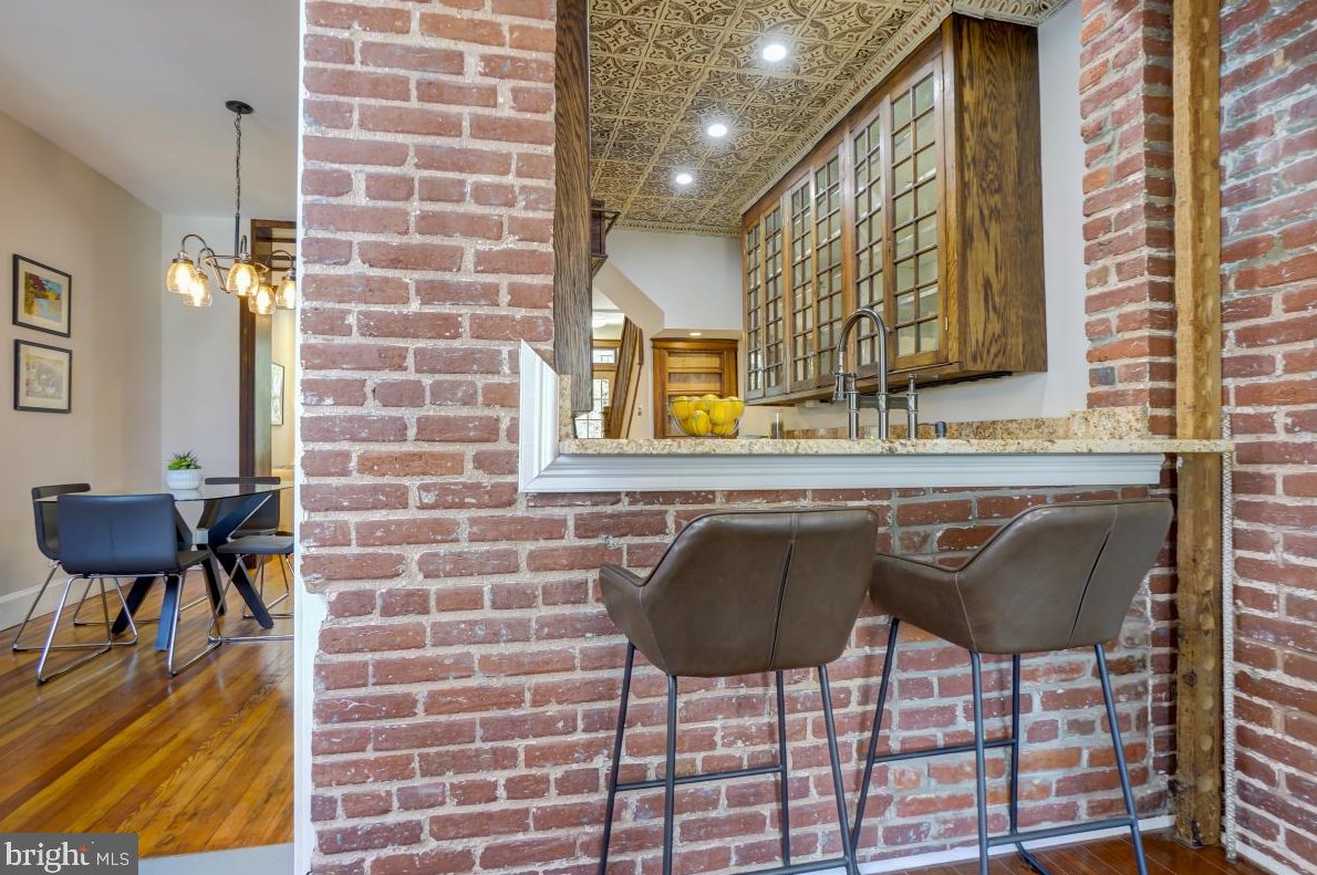 1320 Corbin Pl, Washington DC 20002 exterior