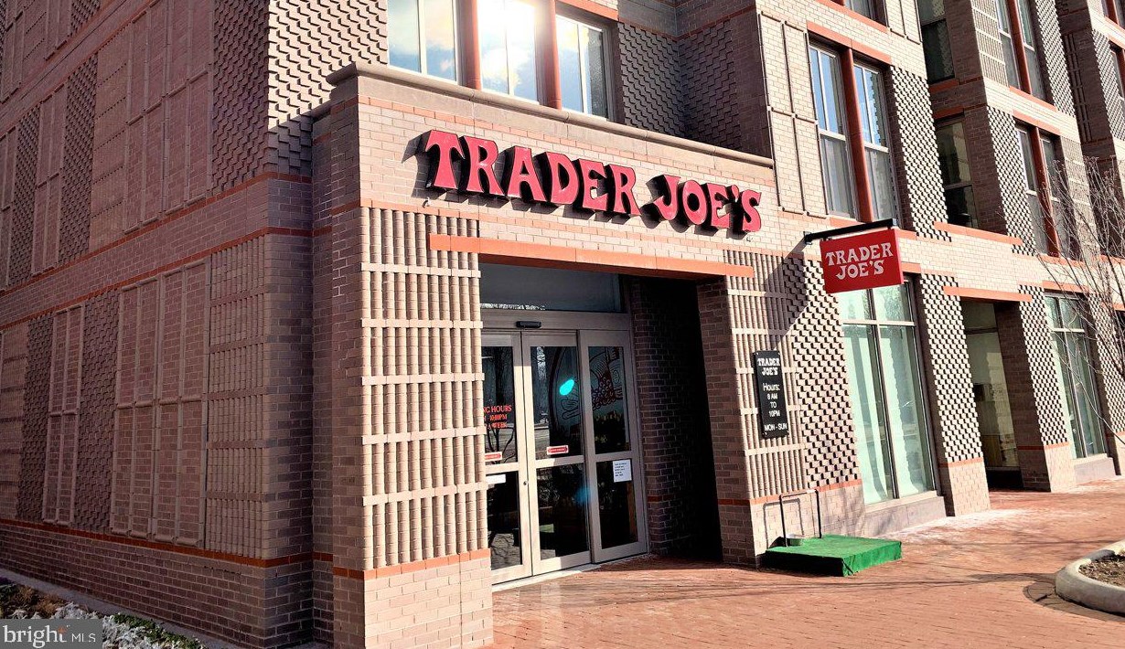 1320 Corbin Pl, Washington DC 20002 exterior