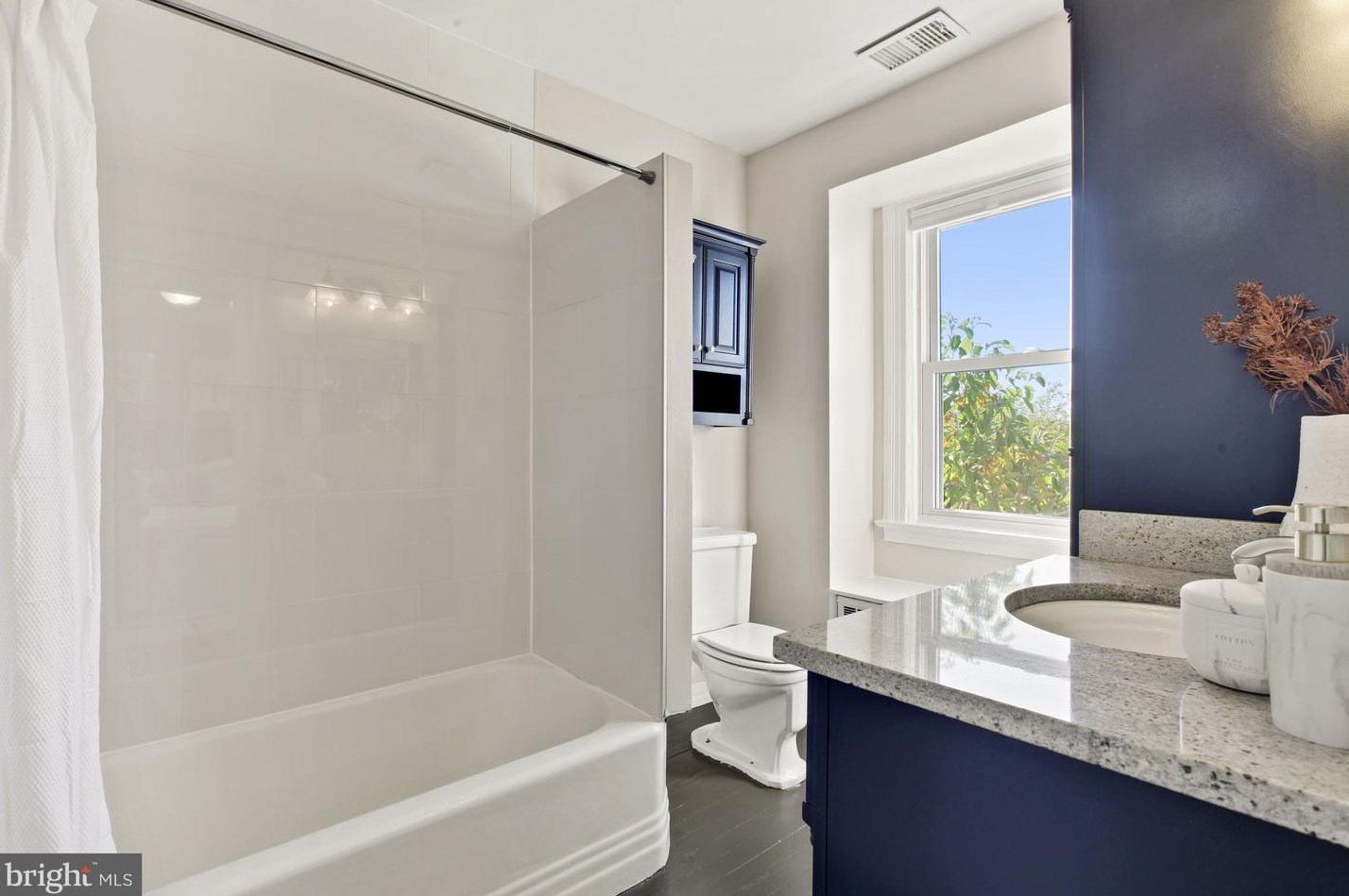 404 7 St, Washington DC 20024-2576 exterior