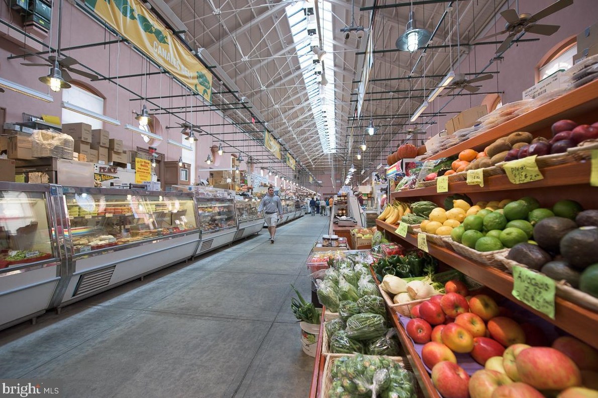 404 7 St, Washington DC 20024-2576 exterior