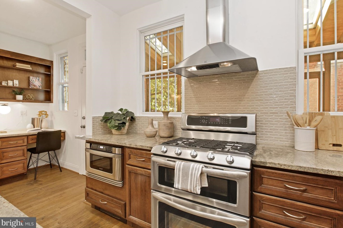 404 7 St, Washington DC 20024-2576 exterior