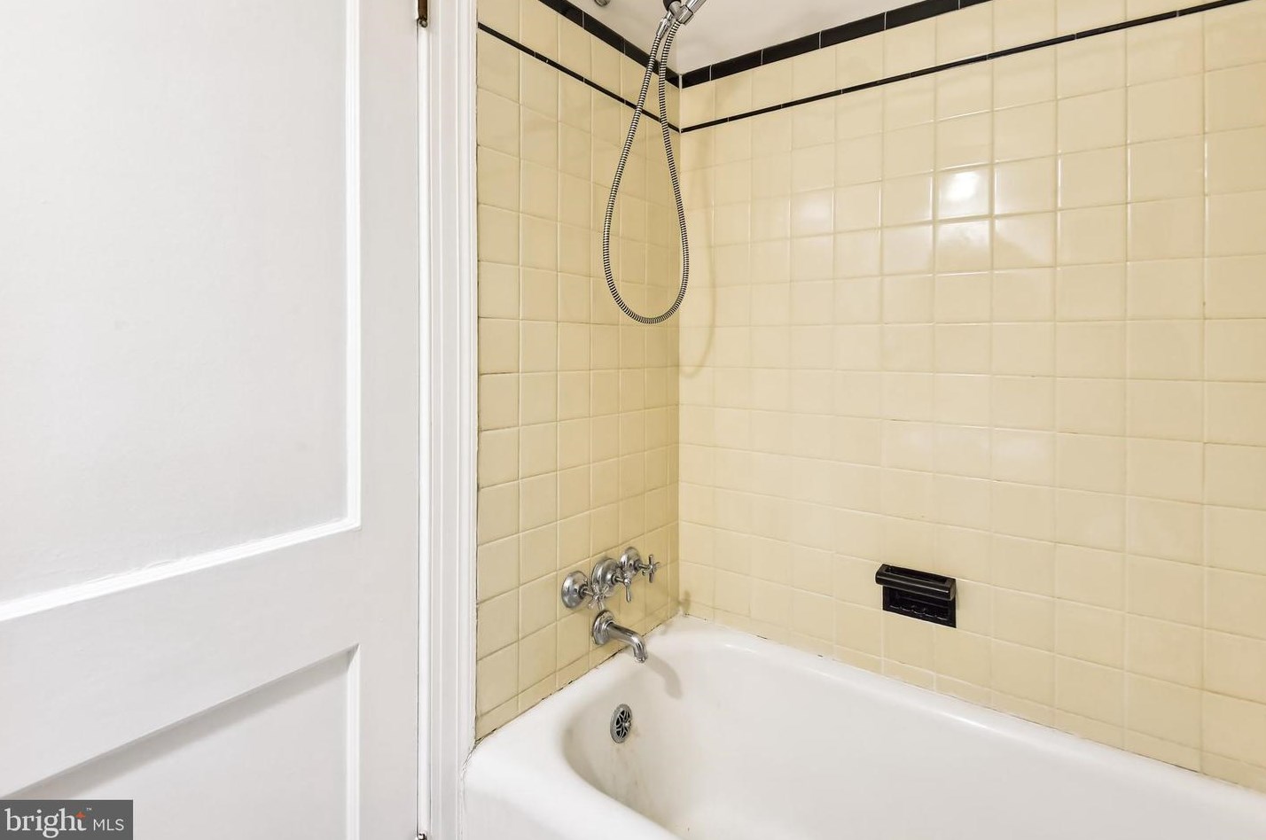 40 Hamilton St, Washington DC 20011-6313 exterior