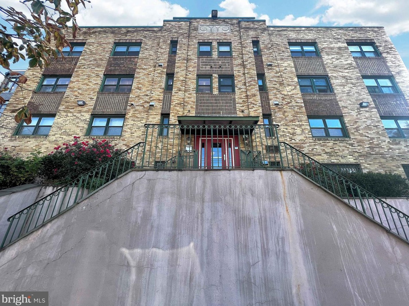 2615 4th St, Washington DC  20002-1260 exterior