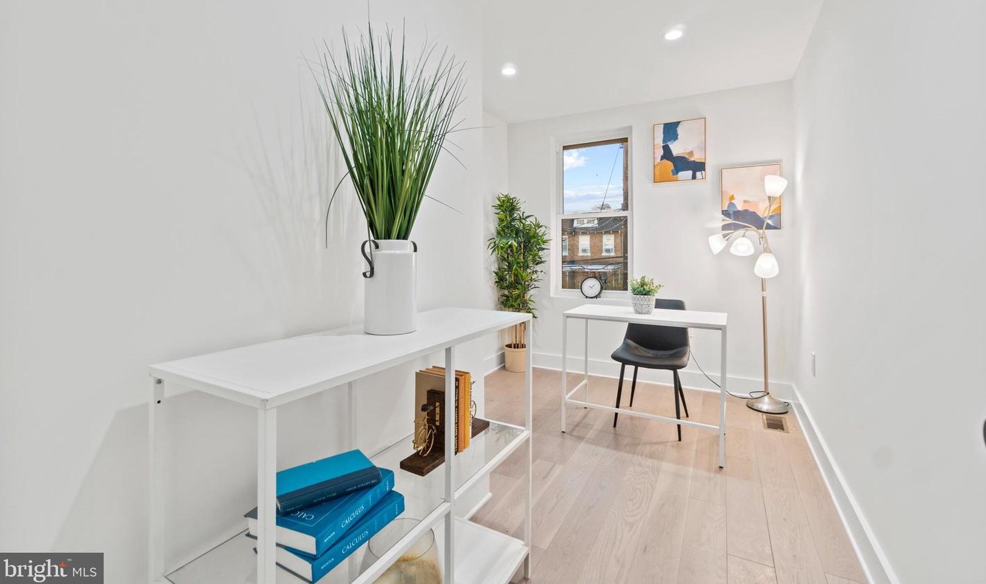 4714 9th St, Washington DC  20011-4544 exterior