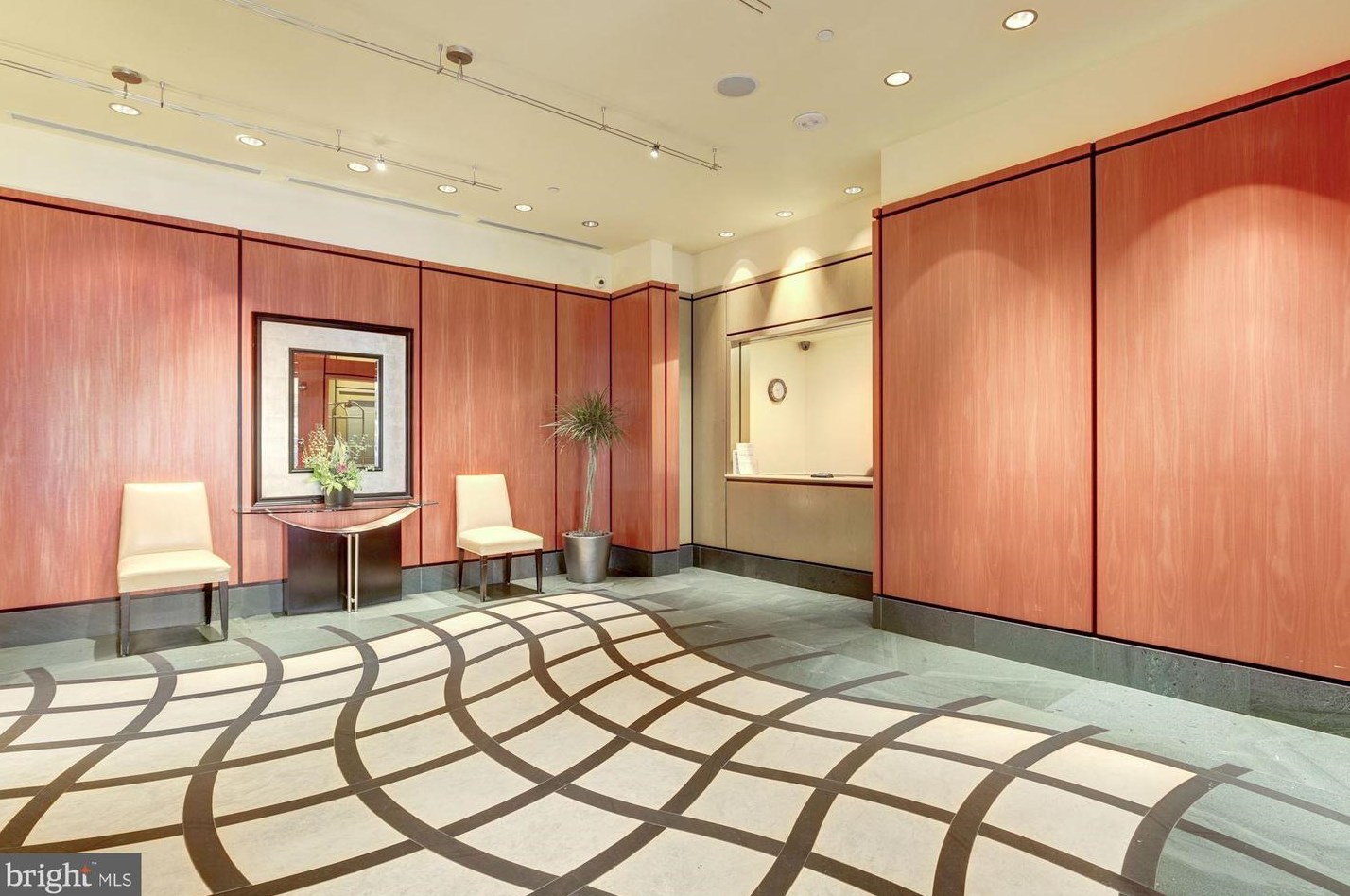 400 Massachusetts Ave, Washington DC  20001-6800 exterior