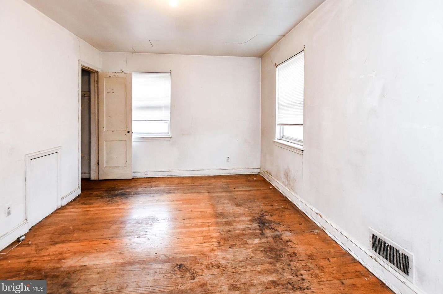 4609 Clay St, Washington DC 20019-1422 exterior