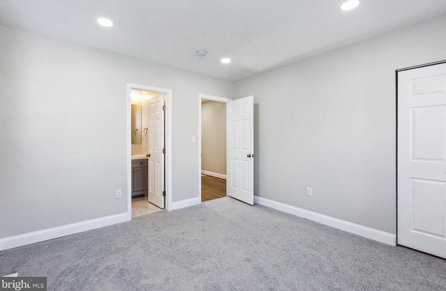 713 Congress St, Washington DC 20032-4106 exterior