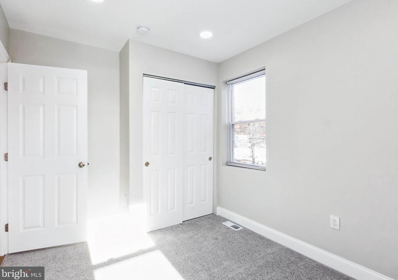 713 Congress St, Washington DC 20032-4106 exterior