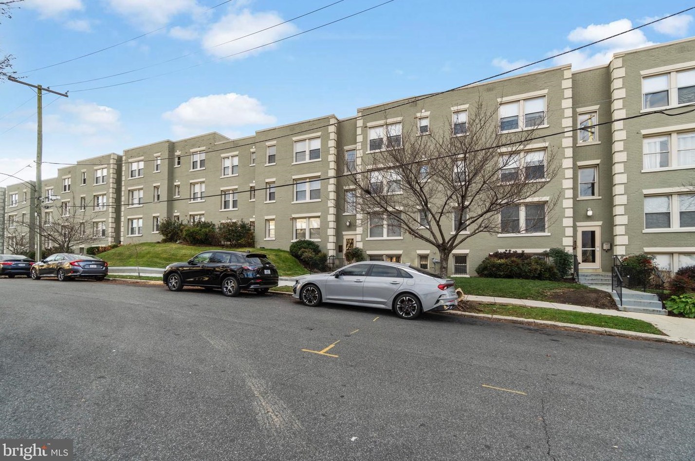 4420 1st Pl, Washington DC  20011-4954 exterior