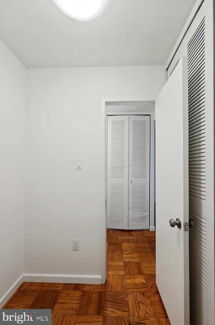 1311 Delaware Ave, Washington DC 20024-3930 exterior