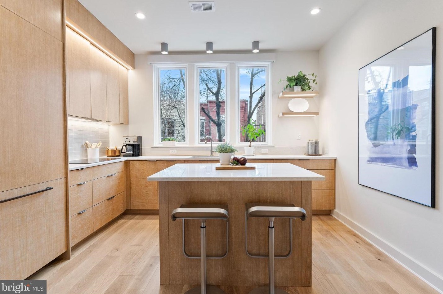 1850 5th St, Washington DC  20001-5111 exterior