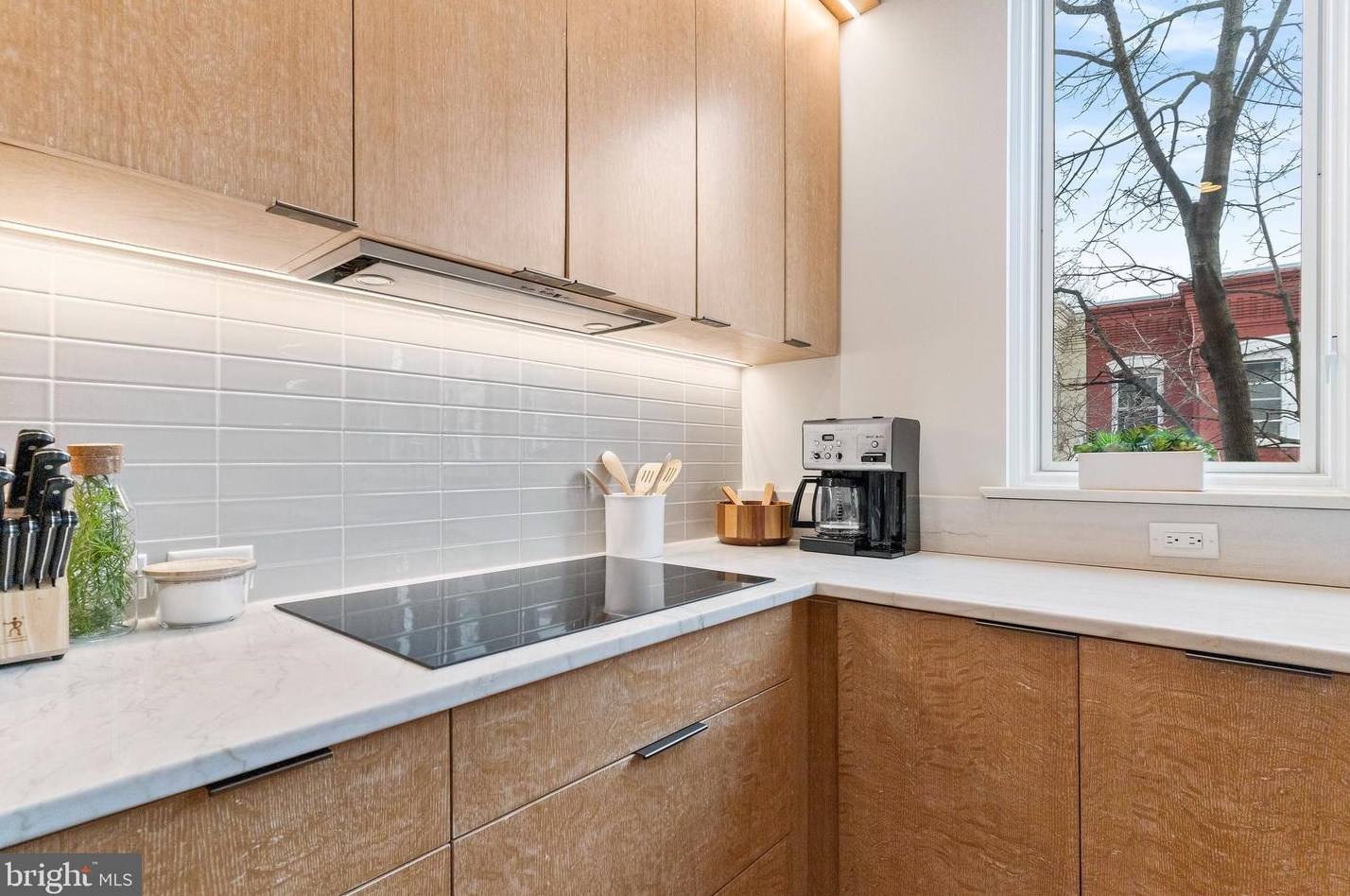 1850 5th St, Washington DC  20001-5111 exterior