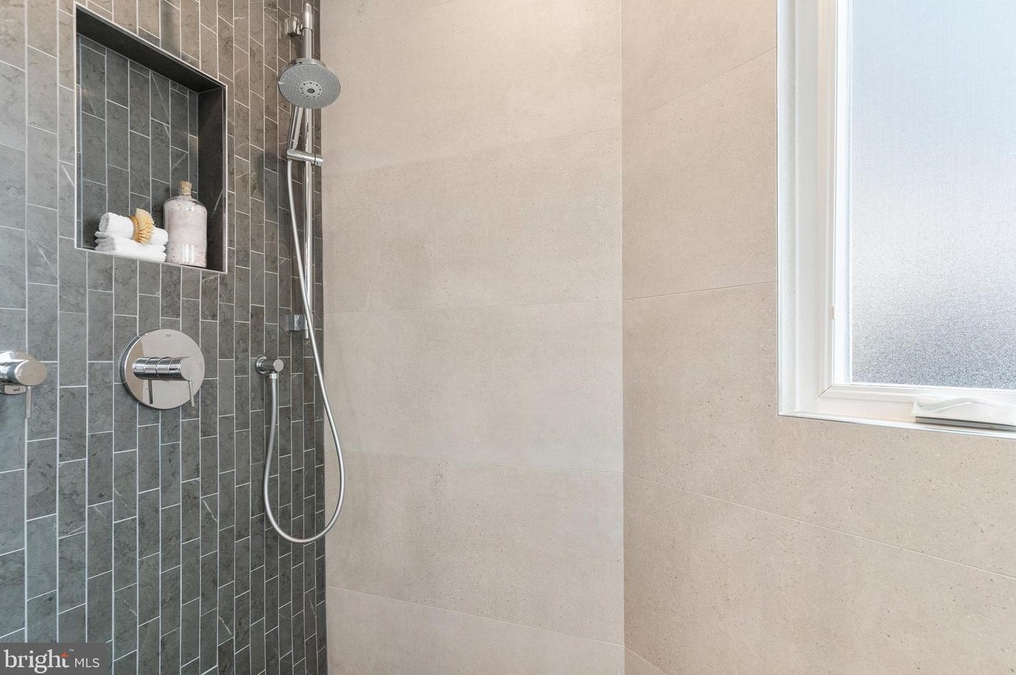 1850 5th St, Washington DC  20001-5111 exterior