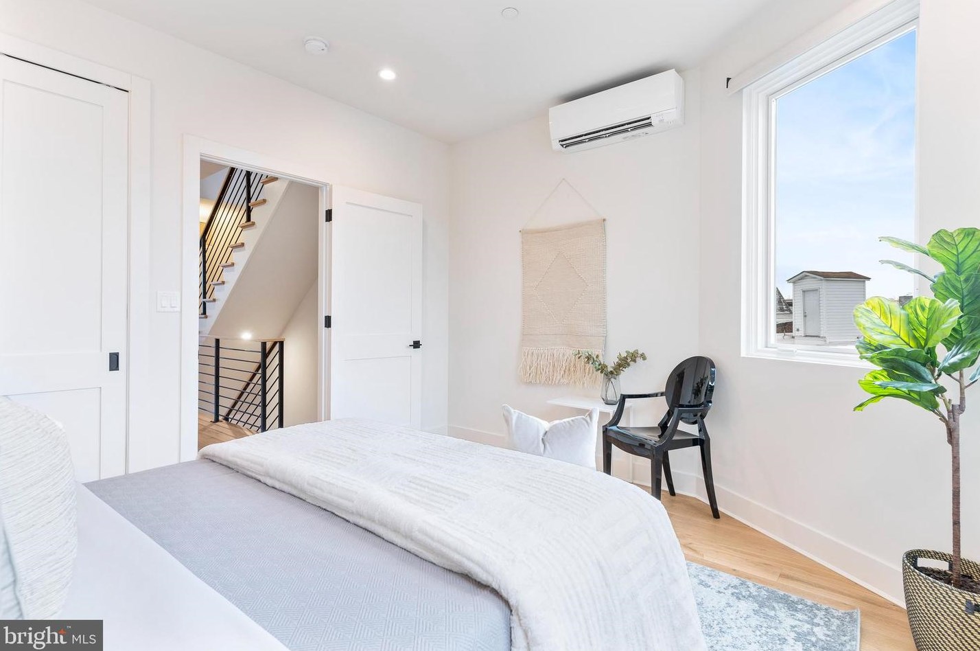 1850 5th St, Washington DC  20001-5111 exterior