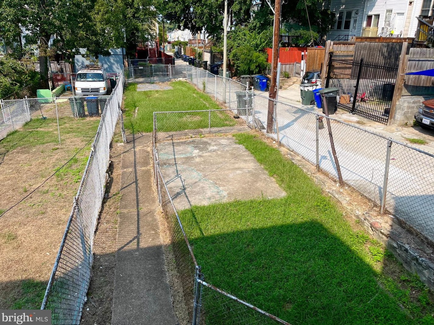 709 Emerson St, Washington DC  20017-2354 exterior