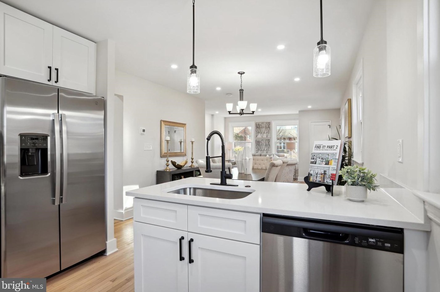 5411 Chillum Pl, Washington DC  20011-2618 exterior