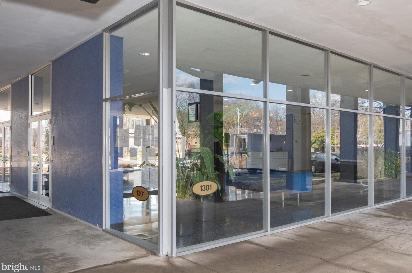 1311 Delaware Ave, Washington DC 20024-3930 exterior