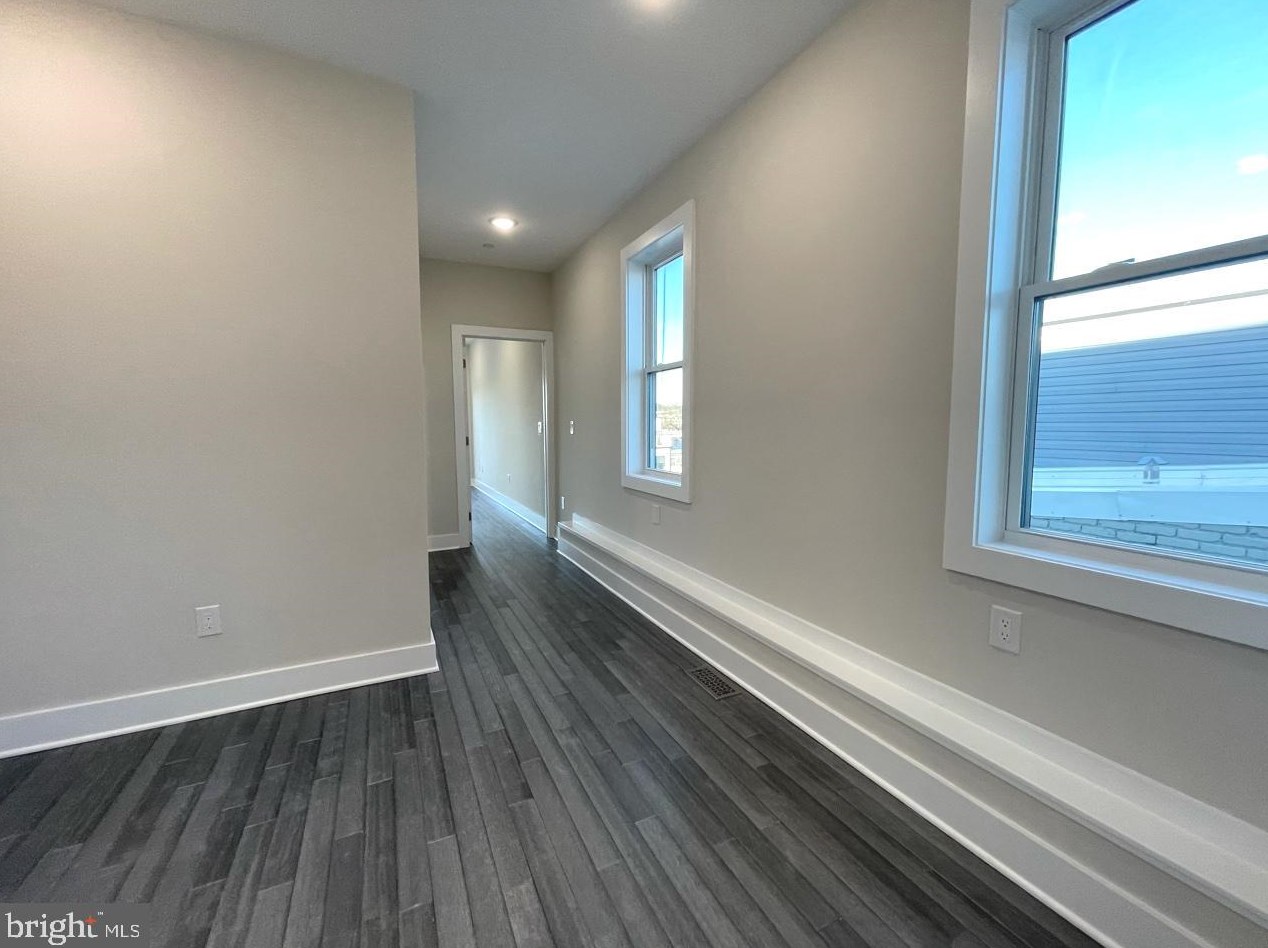 423 Newton Pl, Washington DC 20010-1716 exterior