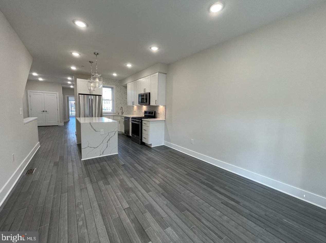 423 Newton Pl, Washington DC 20010-1716 exterior