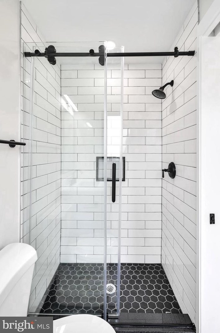 1026 18th St, Washington DC  20002-7621 exterior