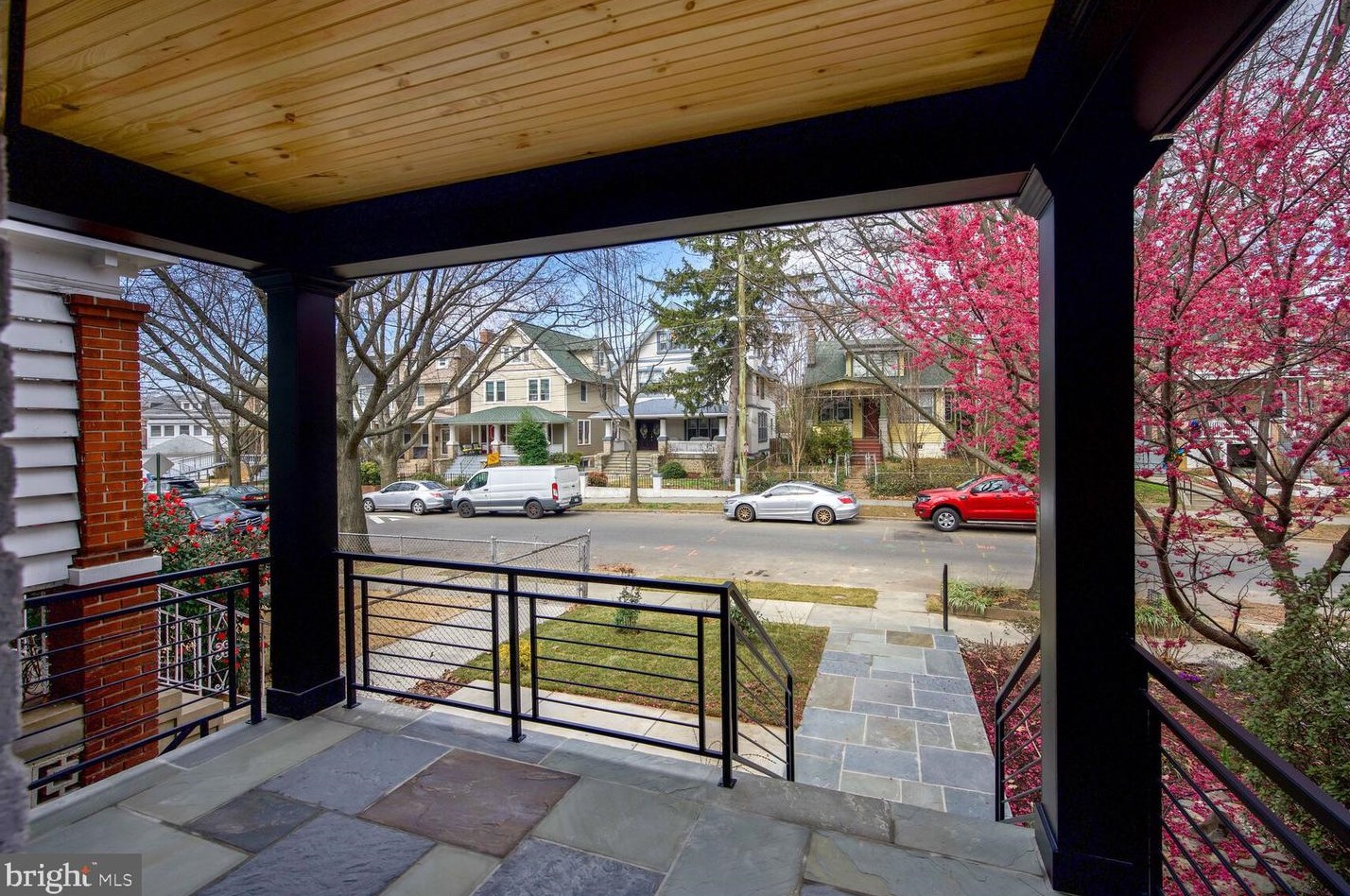 1312 Longfellow St, Washington DC  20011-3518 exterior