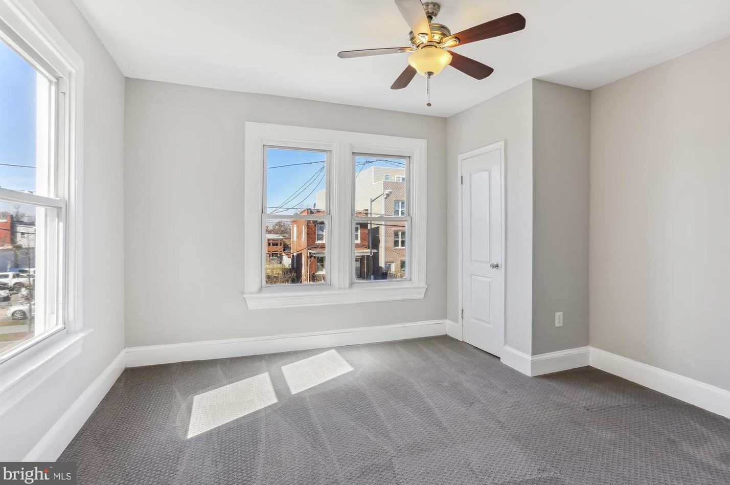 1926 17th St, Washington DC  20020-4704 exterior